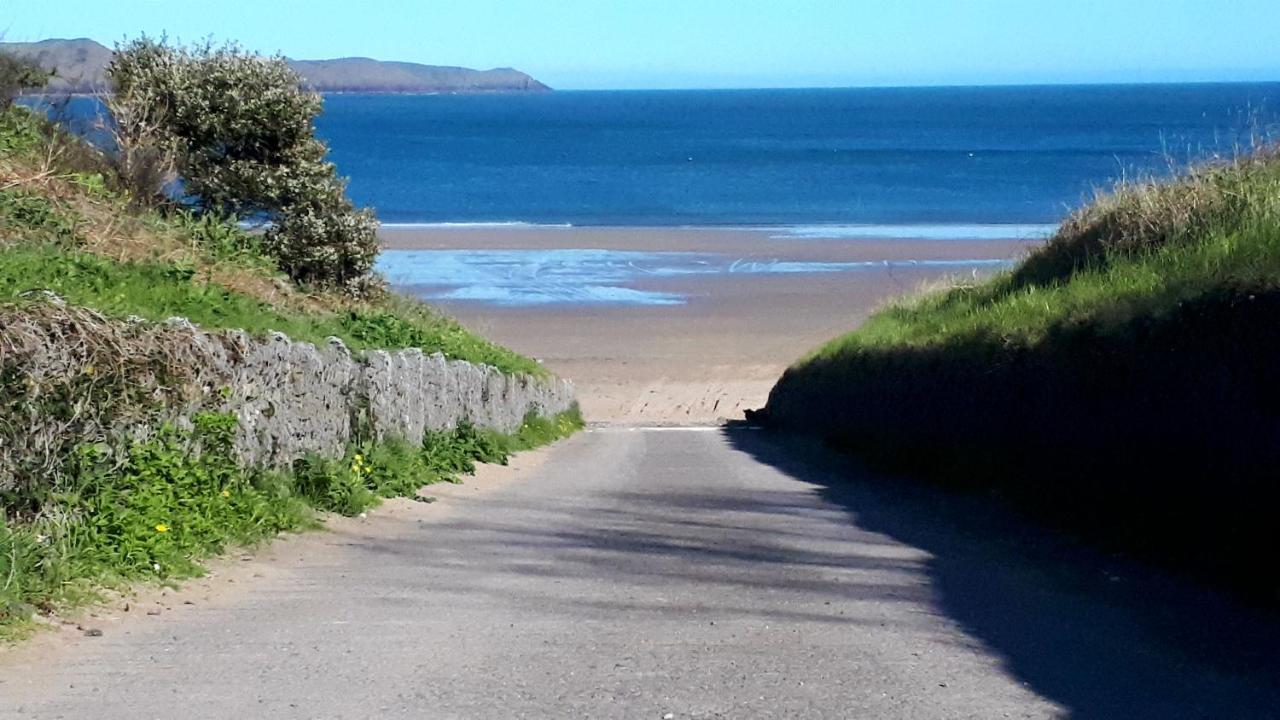 A Beach Holiday In Pembrokeshire Esterno foto
